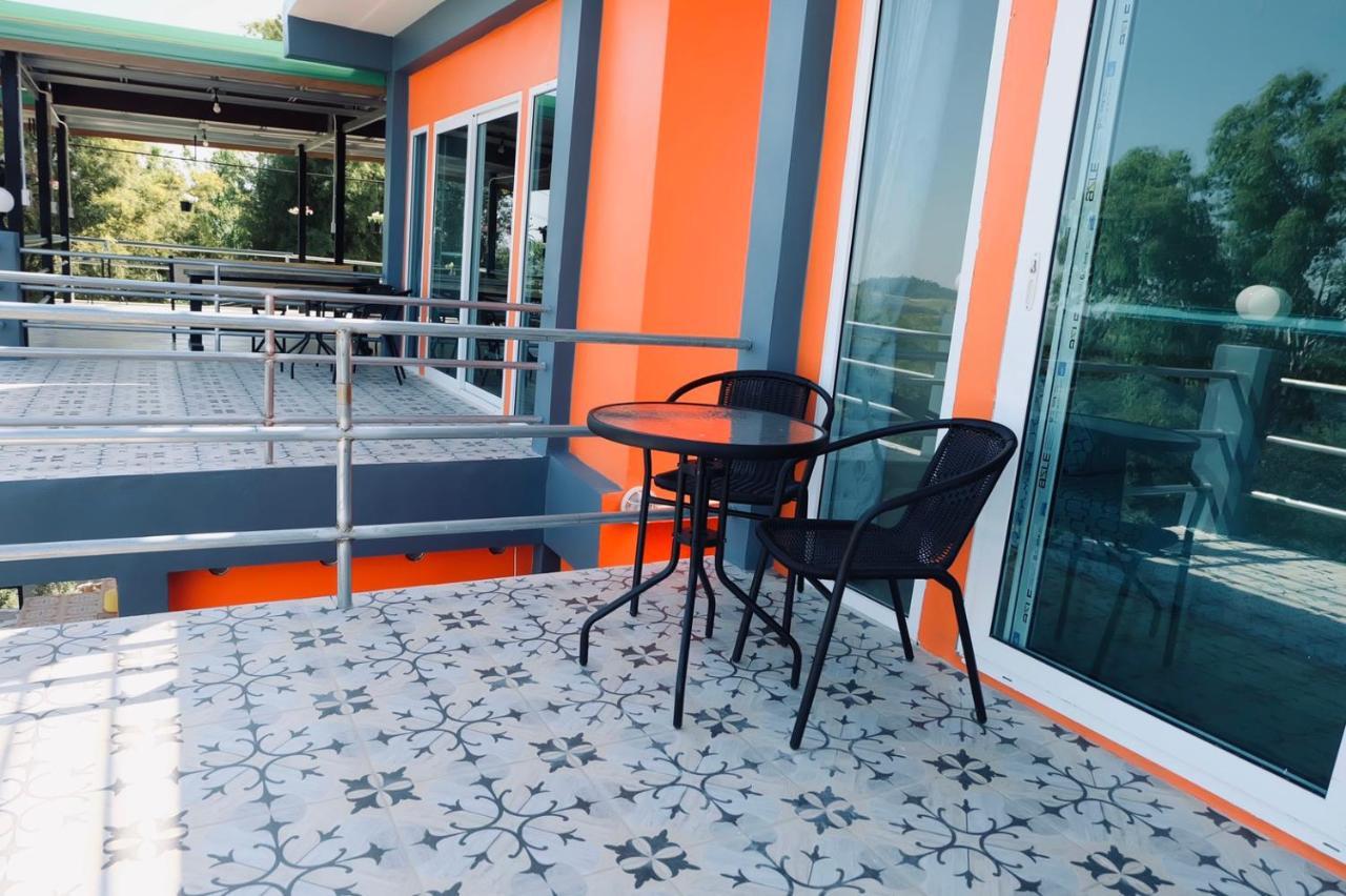เอนกาย อิงเขา Apartment Khao Kho Exterior photo